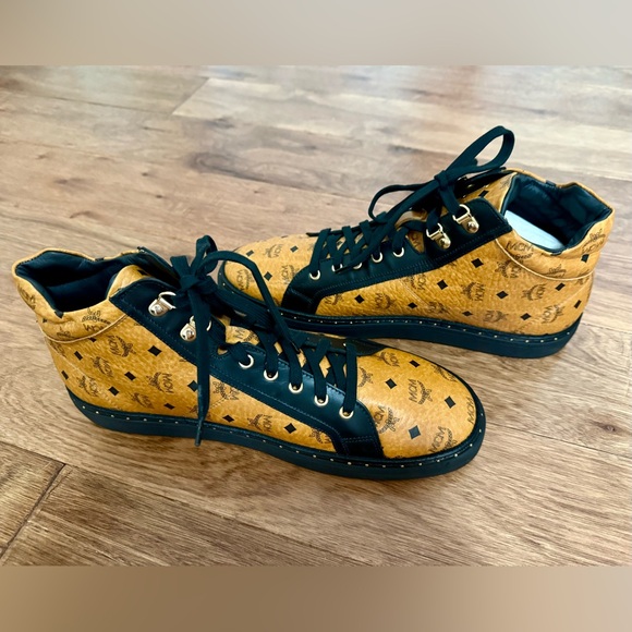 MCM High-Top Sneakers in Black and Brown - Picture 3 of 10